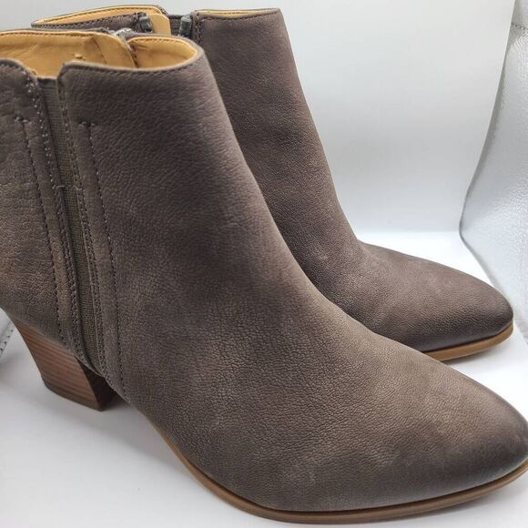 Franco Sarto Aeron brown Chelsea boot booties 9M - Picture 2 of 9